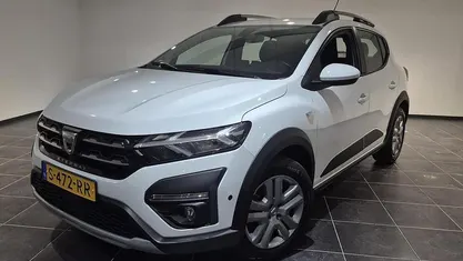 Occasion 2023 Dacia Sandero Comfort Hatchback | € 16.694 (Eerlijke prijs)