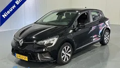 Gebruikt 2023 Renault Clio V Equilibre Hatchback | € 15.899 (Eerlijke prijs)