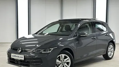 Occasion 2024 VW Golf VIII Edition Hatchback | € 32.950 (Goede deal)