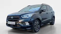 Absolute black (donker zwart) Gebruikt 2018 Ford Kuga ST-Line SUV | € 16.940 (Eerlijke prijs)