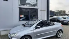 Grijs Gebruikt 2004 Peugeot 206 CC Cabriolet | € 599 (Super prijs)
