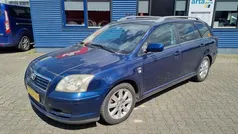 Blauw Gebruikt 2006 Toyota Avensis Executive Stationwagen | € 1.450 (Eerlijke prijs)