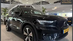 Zwart Gebruikt 2022 Volvo XC40 R-Design SUV | € 37.950 (Eerlijke prijs)