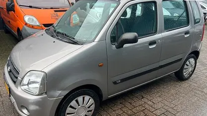 Occasion Suzuki Wagon R GLX 94 PK (69 kW) 2004 Grijs MPV