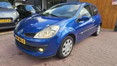 Gebruikt 2009 Renault Clio II Collection Hatchback | € 1.349 (Super prijs)