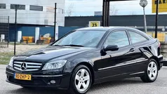 Zwart, metallic lak Gebruikt 2010 Mercedes CLC200 Prestige Hatchback | € 4.450