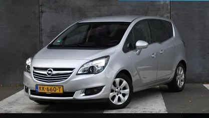Grijs Gebruikt 2016 Opel Meriva MPV | € 9.495 (Eerlijke prijs)
