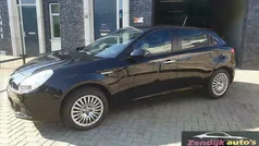 Gebruikt 2012 Alfa Romeo Giulietta Progression Hatchback | € 8.999 (Eerlijke prijs)