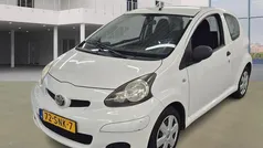 Gebruikt 2011 Toyota Aygo Cool Hatchback | € 2.880 (Eerlijke prijs)