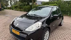 Gebruikt 2009 Renault Clio II Business Hatchback | € 2.250 (Eerlijke prijs)