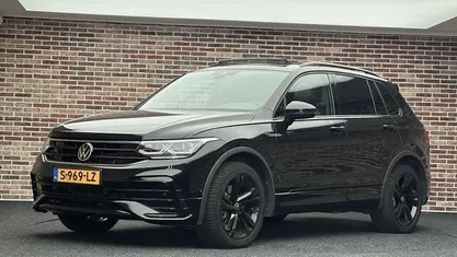 Occasion 2021 VW Tiguan R-line SUV | € 40.995 (Eerlijke prijs)