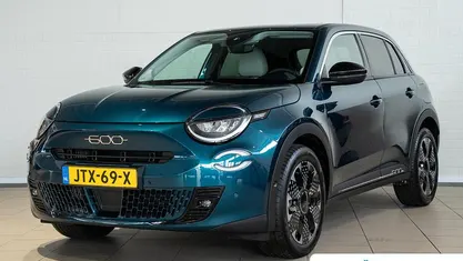 Occasion 2026 Fiat 600 La Prima SUV | € 25.890 (Super prijs)