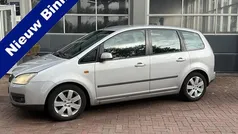 Gebruikt 2004 Ford C-MAX Trend MPV | € 950 (Eerlijke prijs)