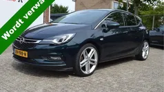 Groen Gebruikt 2019 Opel Astra Innovation Hatchback | € 14.590 (Eerlijke prijs)