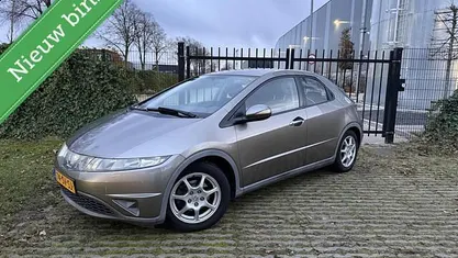 Gebruikt 2006 Honda Civic Sport Hatchback | € 4.450 (Eerlijke prijs)