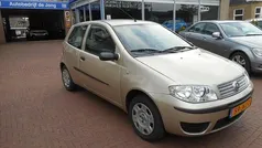 Gebruikt 2009 Fiat Punto Classica Hatchback | € 2.445 (Eerlijke prijs)