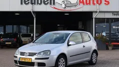 Grijs Gebruikt 2004 VW Golf IV Trendline Hatchback | € 1.495 (Eerlijke prijs)