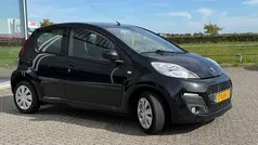 Zwart Gebruikt 2012 Peugeot 107 Active Hatchback | € 2.950 (Eerlijke prijs)
