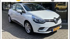 Wit Gebruikt 2017 Renault Clio IV Zen Hatchback | € 10.450 (Eerlijke prijs)