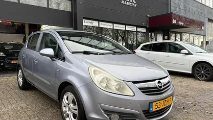 Gebruikt 2009 Opel Corsa Enjoy Hatchback | € 1.650 (Goede deal)