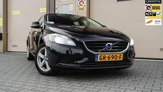 Gebruikt 2015 Volvo V40 Summum Stationwagen | € 8.250 (Super prijs)