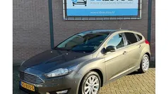 Grijs (metallic) Gebruikt 2017 Ford Focus Titanium Hatchback | € 7.199 (Eerlijke prijs)