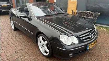 Zwart Occasion 2003 Mercedes 240 Avantgarde Cabriolet | € 4.450 (Eerlijke prijs)