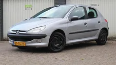 Grijs Gebruikt 2000 Peugeot 206 Hatchback | € 999 (Eerlijke prijs)
