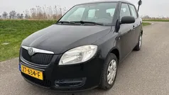 Zwart Gebruikt 2010 Skoda Fabia Drive Hatchback | € 2.595 (Goede deal)