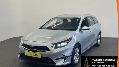 Grijs Gebruikt 2023 Kia Ceed Hatchback | € 16.990 (Super prijs)