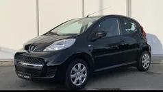Zwart Gebruikt 2009 Peugeot 107 Hatchback | € 3.450 (Eerlijke prijs)