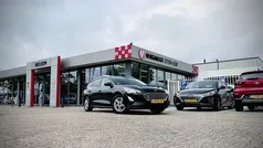 Zwart Gebruikt 2020 Ford Focus Business Edition Stationwagen | € 16.985 (Eerlijke prijs)