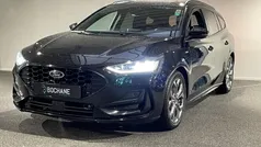 Zwart Gebruikt 2022 Ford Focus ST-Line Stationwagen | € 21.695 (Eerlijke prijs)