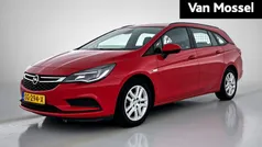 Rood Gebruikt 2018 Opel Astra Edition Stationwagen | € 13.940 (Goede deal)