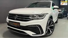 Wit, metallic lak Gebruikt 2022 VW Tiguan SUV | € 33.950 (Eerlijke prijs)