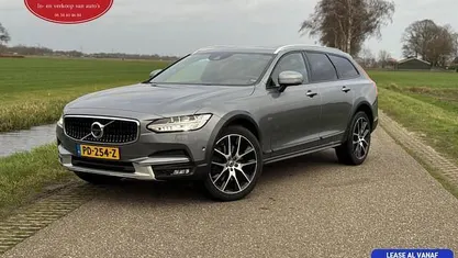 Grijs Gebruikt 2017 Volvo V90 CC Pro Stationwagen | € 14.950 (Eerlijke prijs)