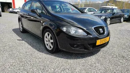 Zwart Gebruikt 2006 Seat Leon Hatchback | € 2.499 (Eerlijke prijs)
