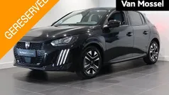 Zwart Gebruikt 2024 Peugeot 208 Allure Hatchback | € 24.940 (Eerlijke prijs)