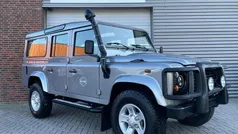 Grijs, metallic lak Gebruikt 2013 Land Rover Defender SUV | € 37.544 (Eerlijke prijs)