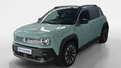 Blauw Gebruikt 2025 Renault R4 Iconic SUV | € 36.940 (Eerlijke prijs)