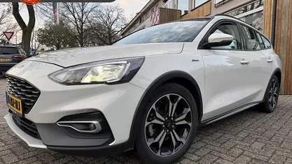 Beige Occasion 2021 Ford Focus Business Edition Stationwagen | € 17.500 (Eerlijke prijs)