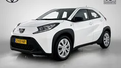Gebruikt 2024 Toyota Aygo X Play SUV | € 18.145 (Eerlijke prijs)