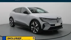 Gebruikt 2022 Renault Mégane Techno Hatchback | € 29.990 (Eerlijke prijs)