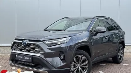 Grijs Gebruikt 2024 Toyota RAV4 Executive SUV | € 47.900 (Eerlijke prijs)