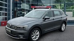 Grijs Gebruikt 2020 VW Tiguan Highline SUV | € 28.500 (Goede deal)