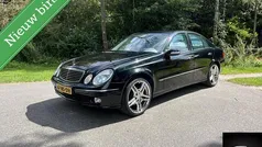 Zwart Gebruikt 2004 Mercedes E240 Avantgarde Sedan | € 3.450 (Eerlijke prijs)