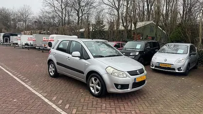 Occasion Suzuki SX4 Exclusive 107 PK (78 kW) 2006 Grijs (metallic) MPV