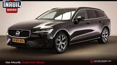 Zwart Gebruikt 2022 Volvo V60 Core Stationwagen | € 32.900 (Super prijs)