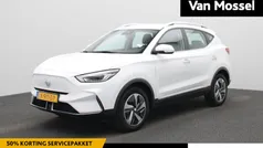 Wit Gebruikt 2024 MG ZS Comfort Sedan | € 23.495 (Eerlijke prijs)