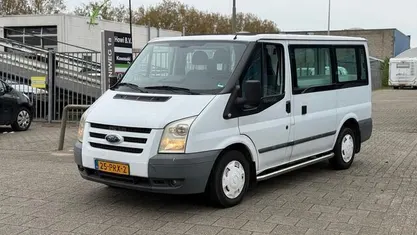 Wit Gebruikt 2011 Ford Transit MPV | € 4.999 (Eerlijke prijs)